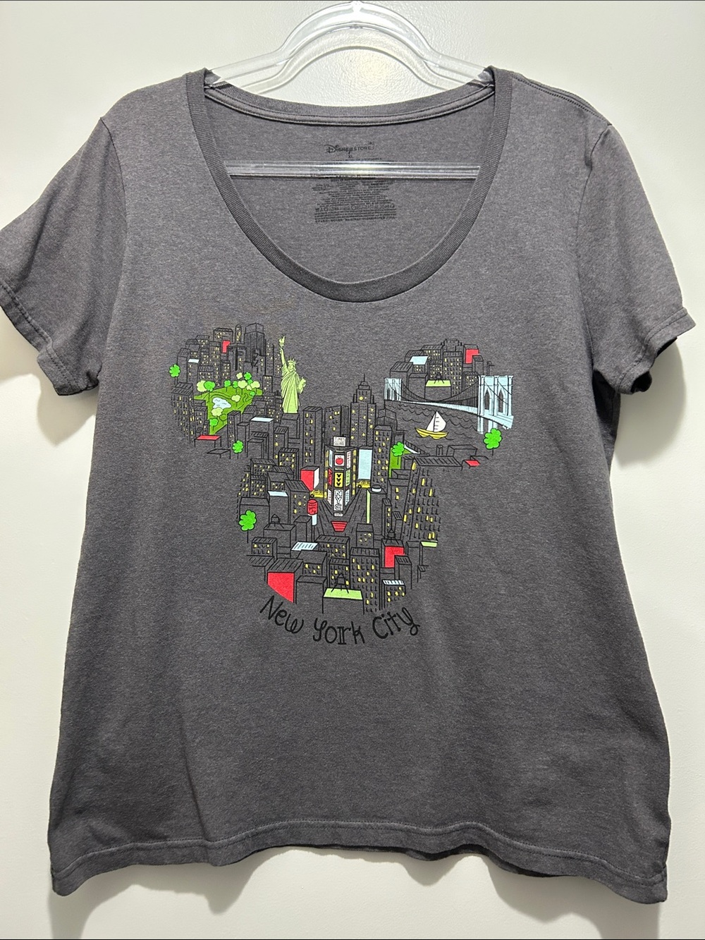 Organic Cotton Blend Disney Store Mickey Mouse Graphic Tee XL Gray NYC Skyline